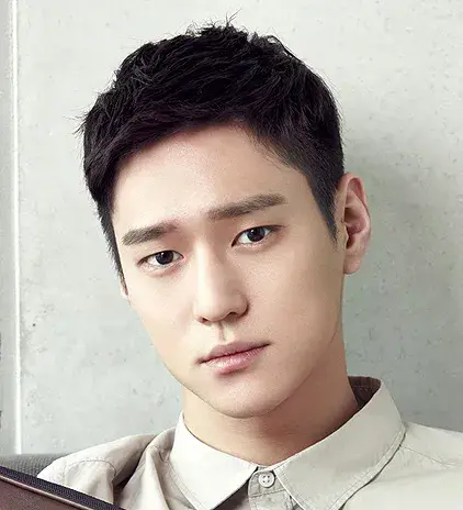 بیوگرافی Go Kyung Pyo