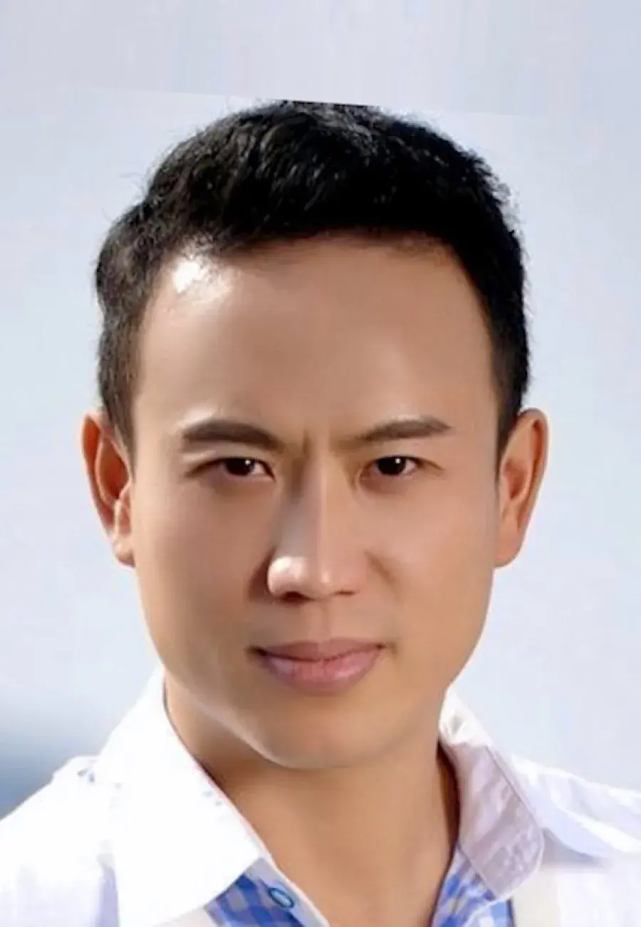 بیوگرافی Yan Yi Long