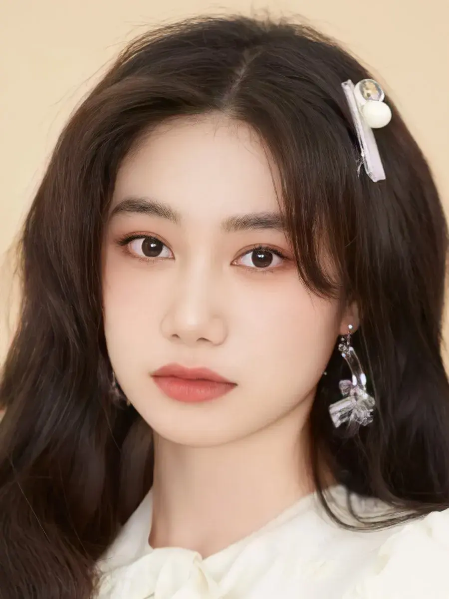 بیوگرافی Ni Ke Xin