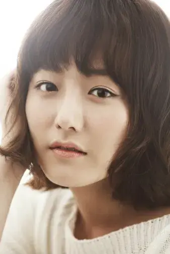 بیوگرافی Kim Min Kyung