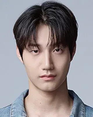 بیوگرافی Choi Yeon