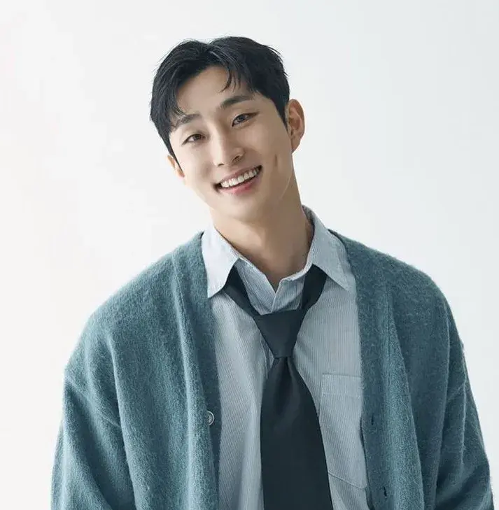 بیوگرافی Bae Na Ra