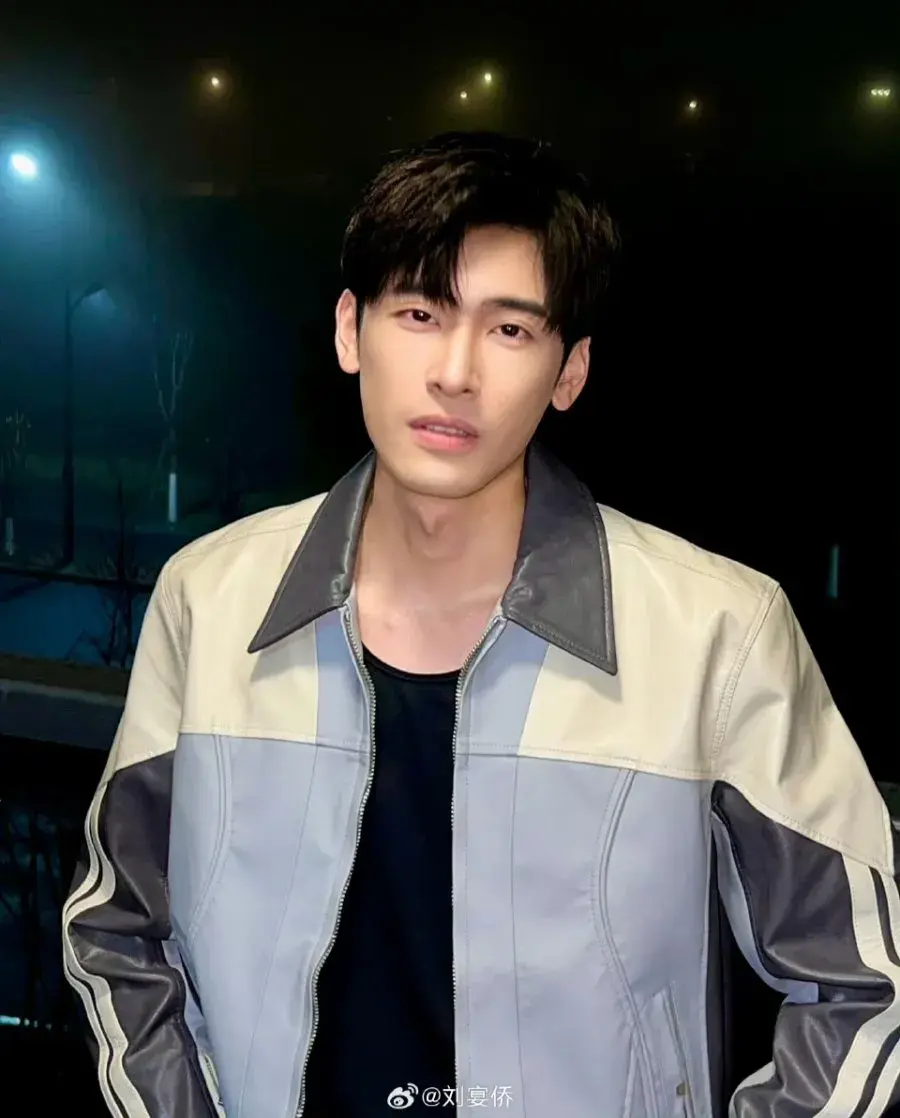 بیوگرافی Liu Yan Qiao