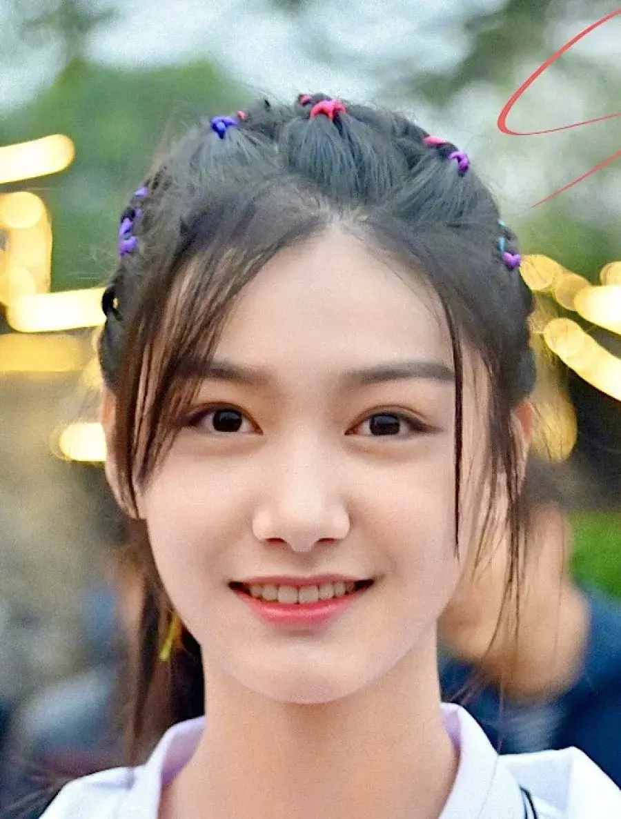 بیوگرافی Zhang Zi Mu