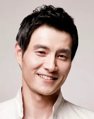 بیوگرافی Lee Hae Young