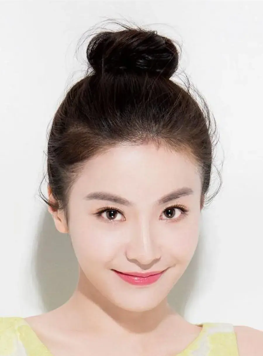 بیوگرافی Gong Mi