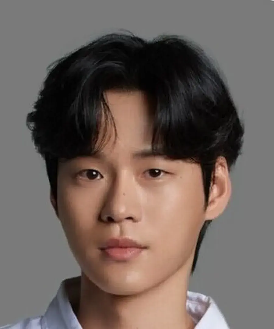 بیوگرافی Yun Ji On