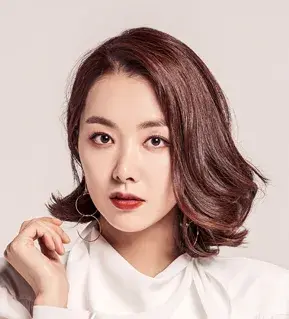 بیوگرافی Jo Woo Jung