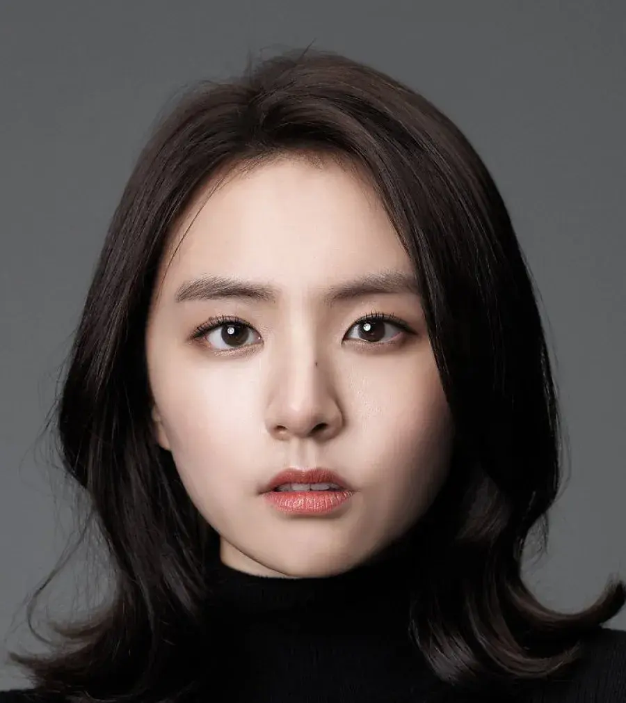 بیوگرافی Kim Soo Jin