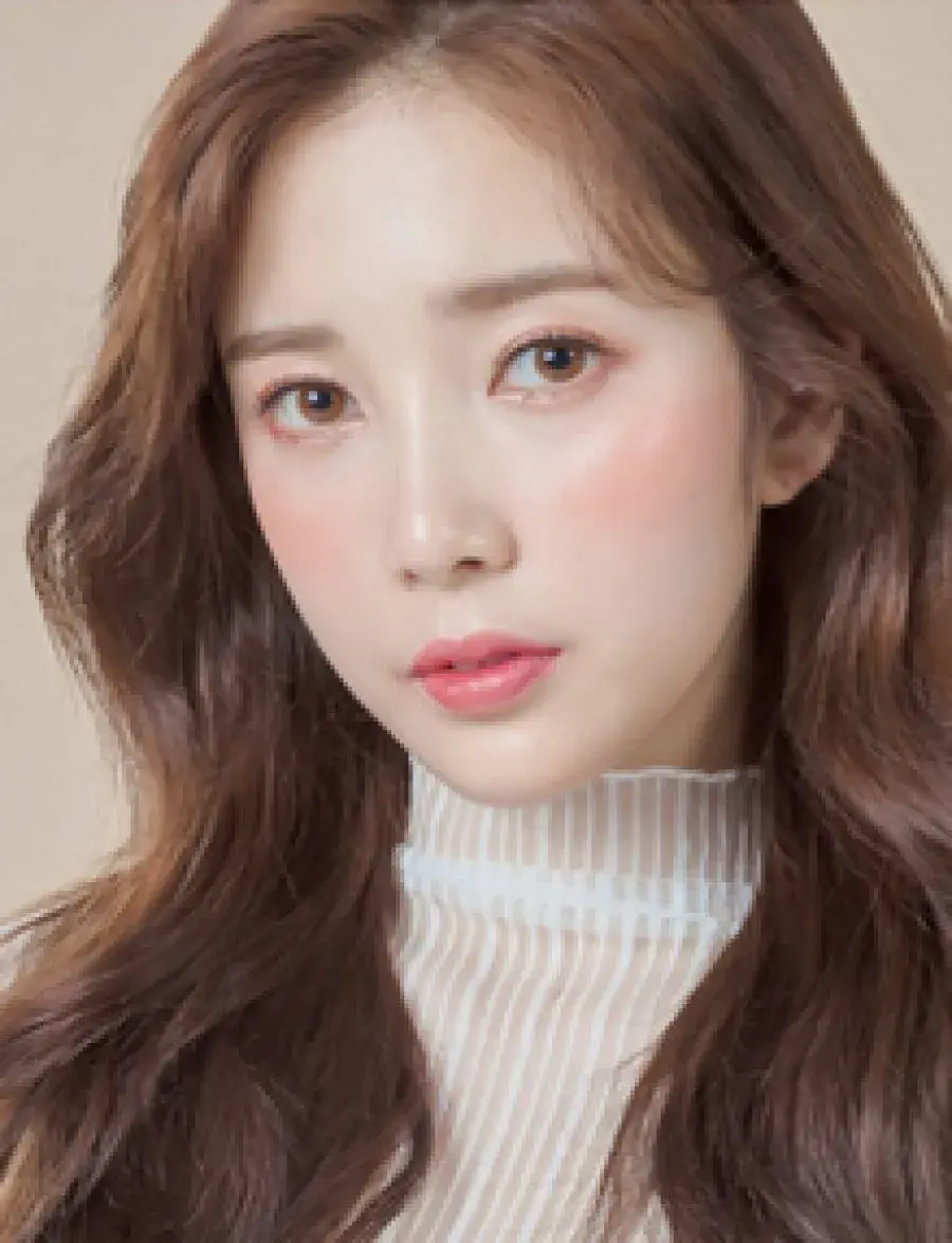 بیوگرافی Yoon Chae Kyung