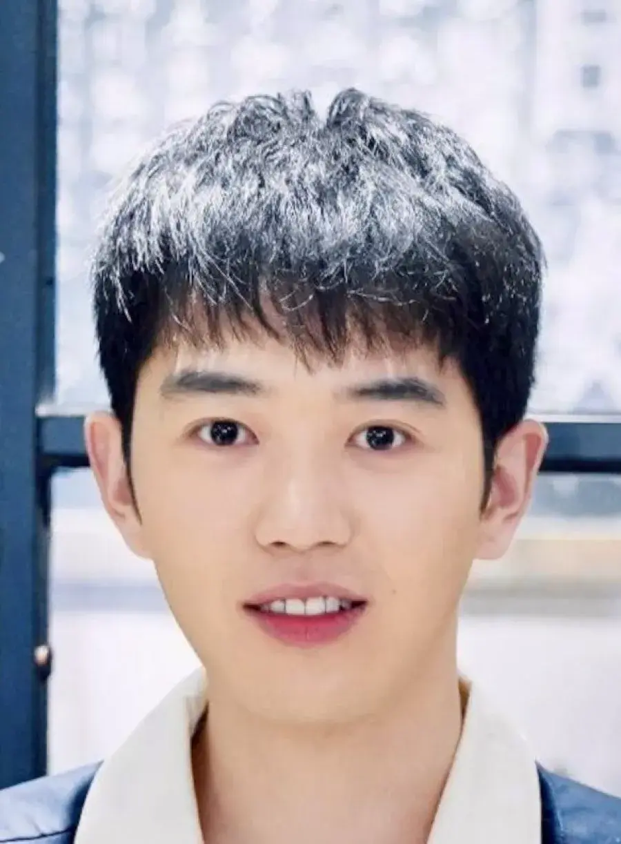 بیوگرافی Yu Zi Yang