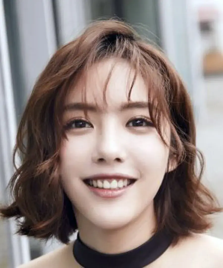 بیوگرافی Cai Wen Jing