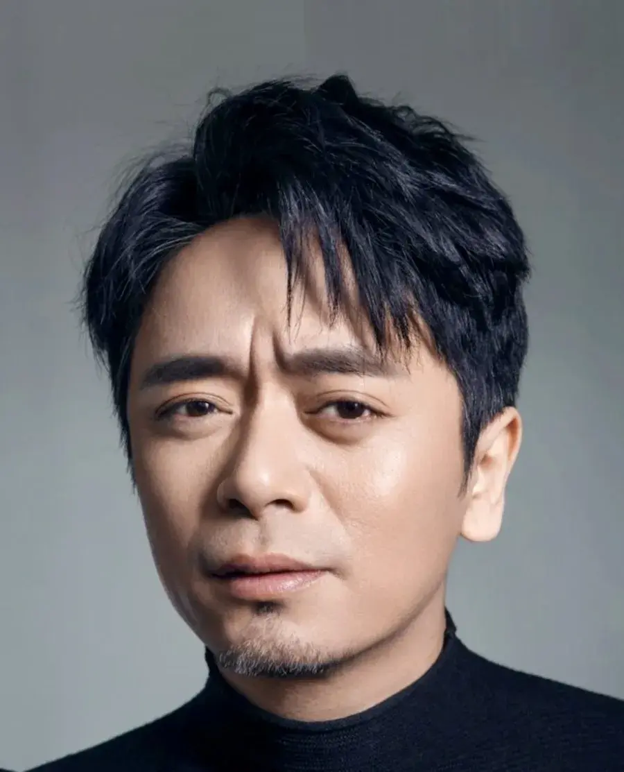 بیوگرافی Zhou Xiao Bin