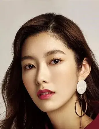 بیوگرافی Na Hye Mi