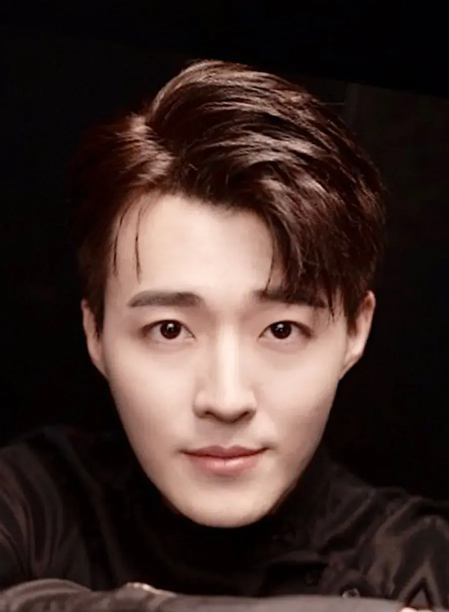 بیوگرافی Qiao Jun Da