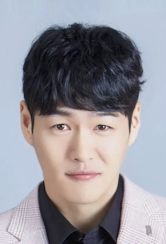 بیوگرافی Hwang Myung Hwan