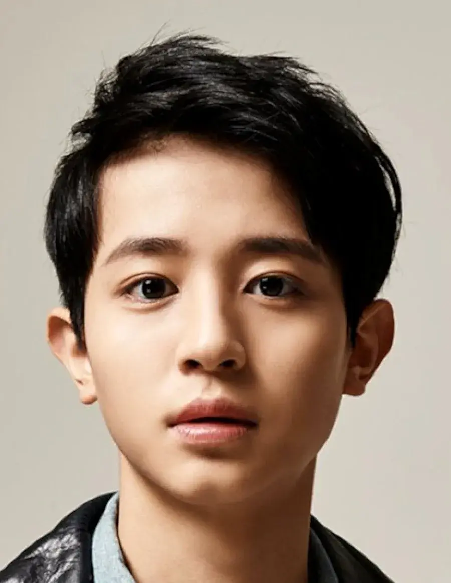 بیوگرافی Jung Yoo Ahn