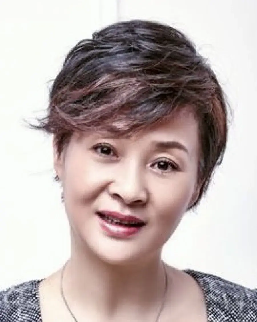 بیوگرافی Meng Xiu