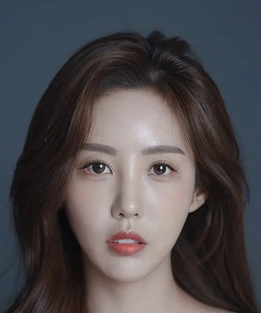 بیوگرافی Choi Sang A