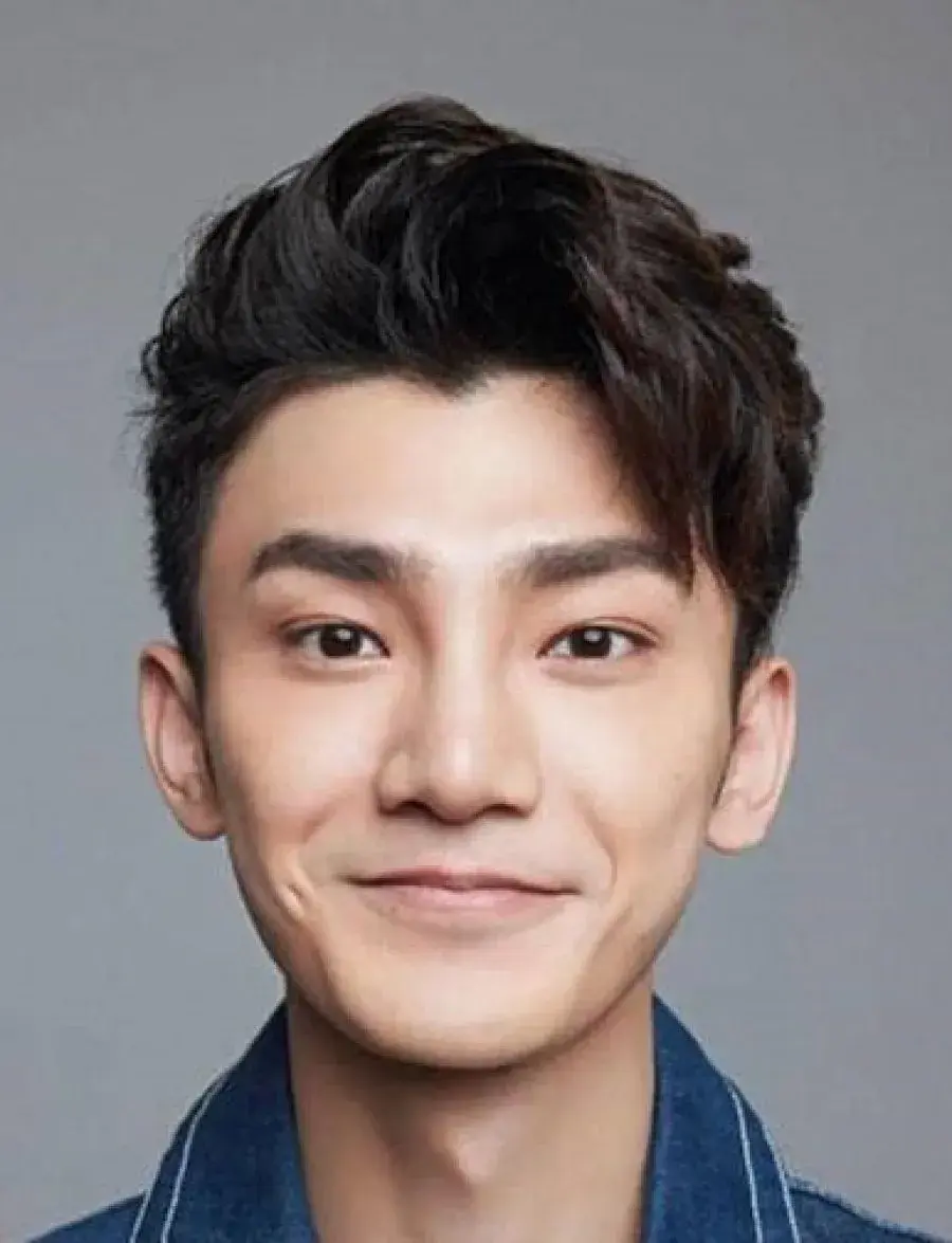 بیوگرافی Jiang Long