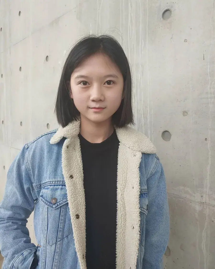 بیوگرافی Kim Si Eun