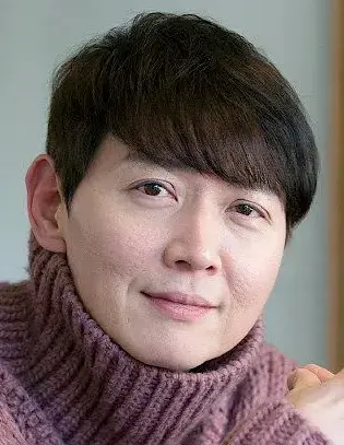بیوگرافی Lee Gun Myung