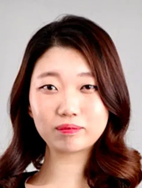 بیوگرافی Lee Do Yeon