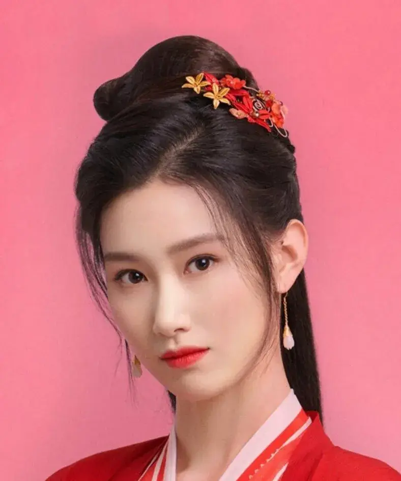 بیوگرافی Yang Yun Xuan