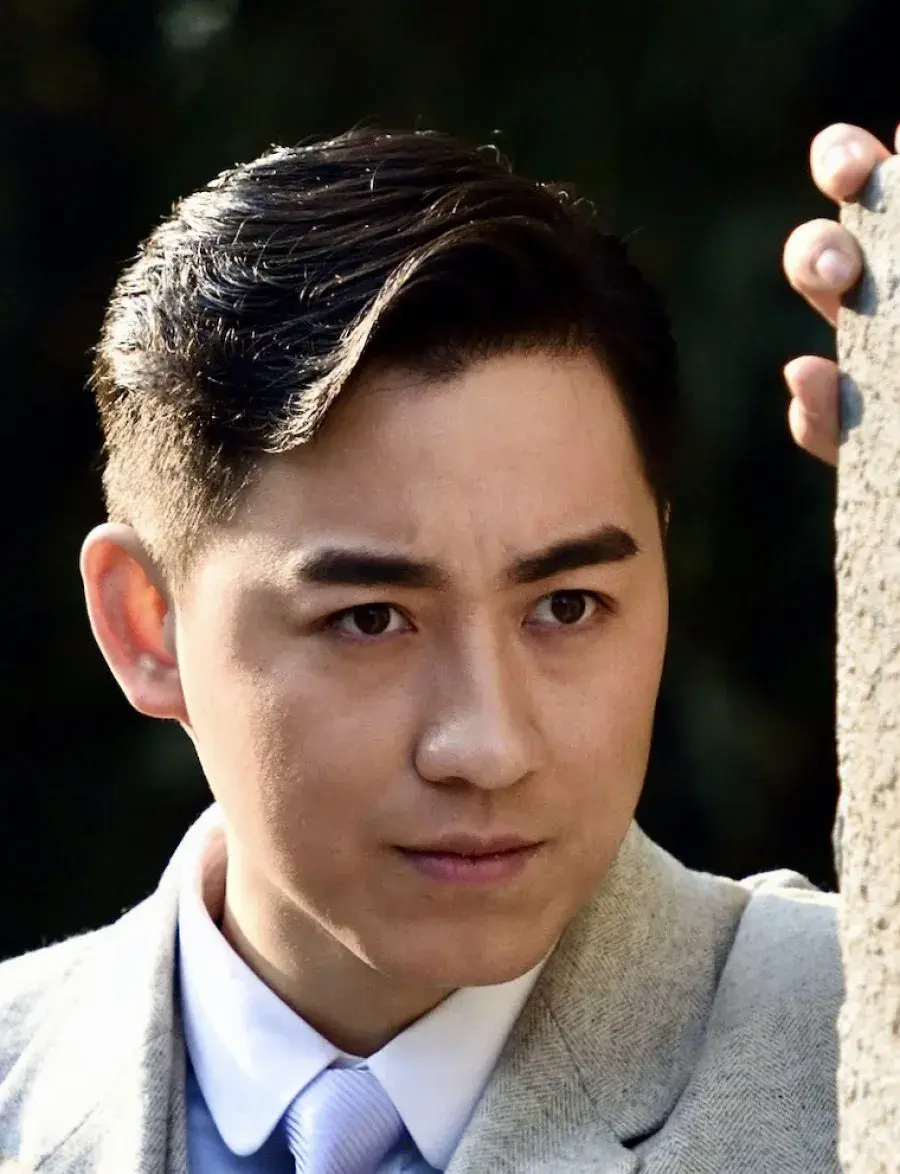 بیوگرافی Zhong Ming