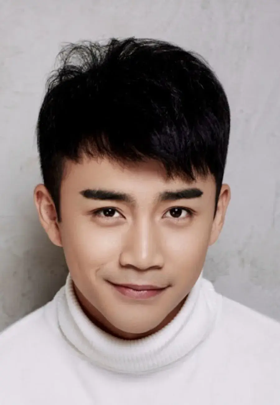 بیوگرافی Li Mao