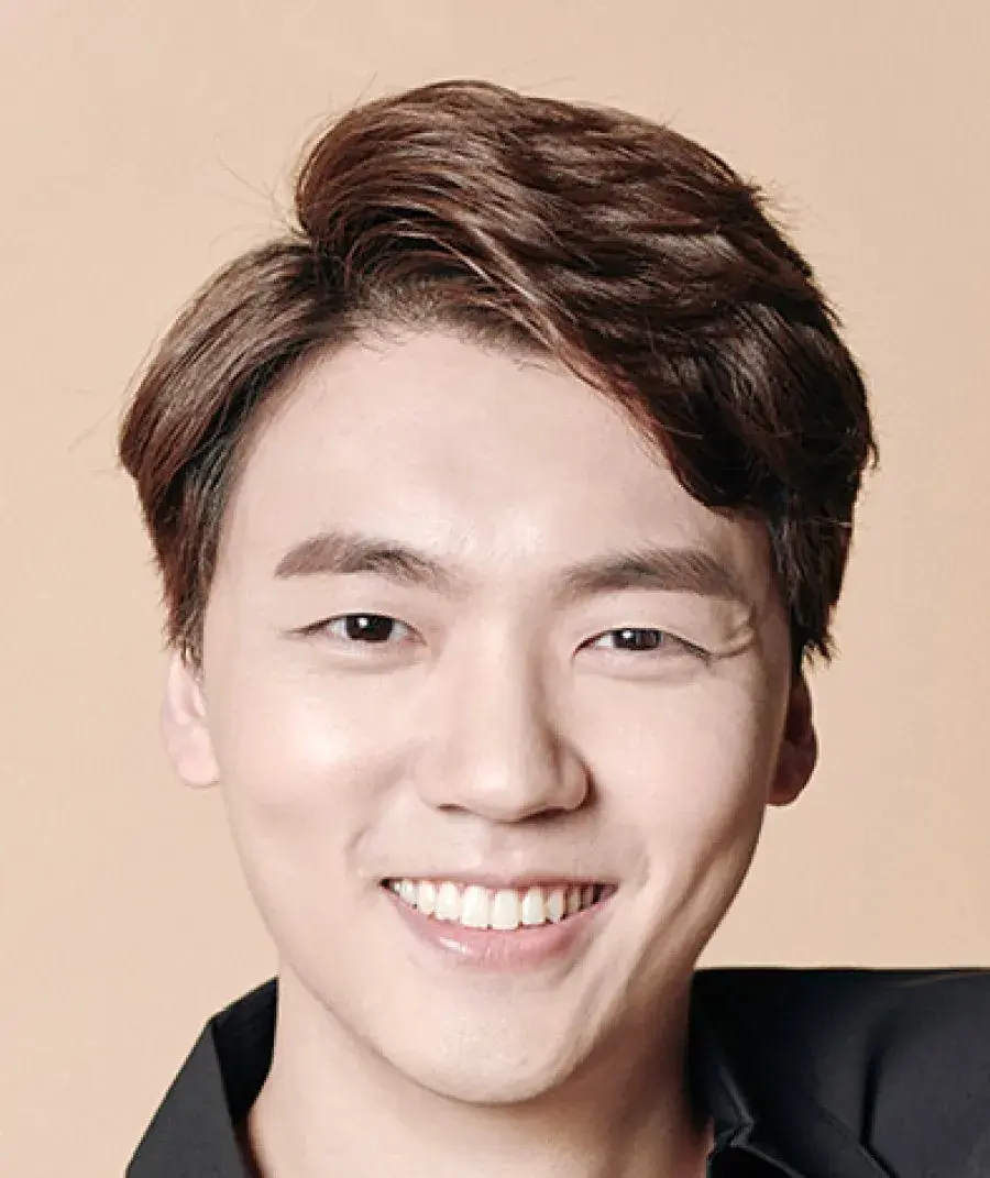 بیوگرافی Jang Se Hyun