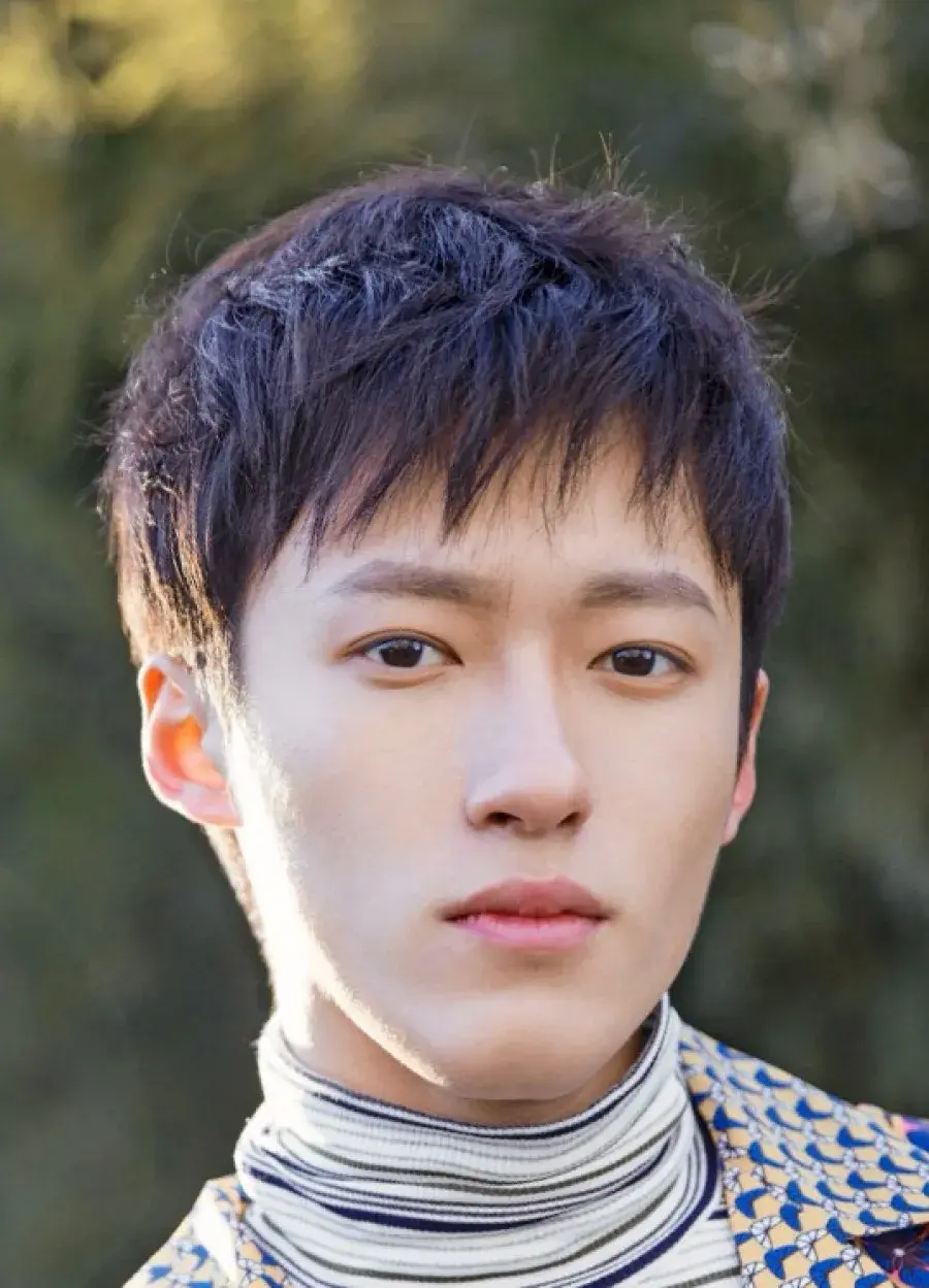 بیوگرافی Zhang He Hao Zhen