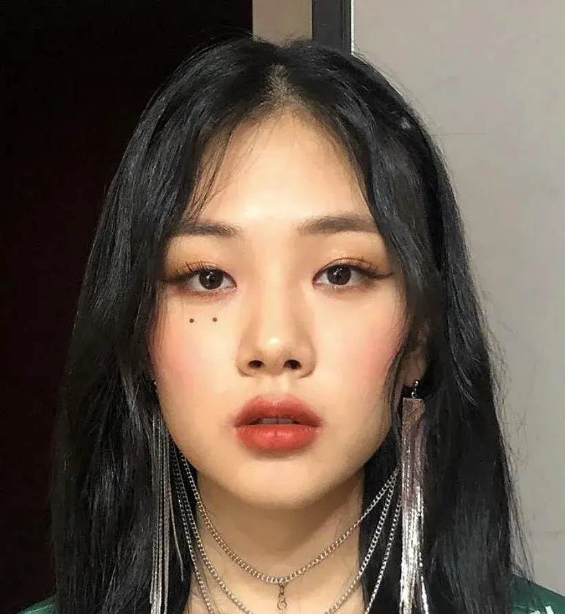 بیوگرافی Kim Hyung Seo