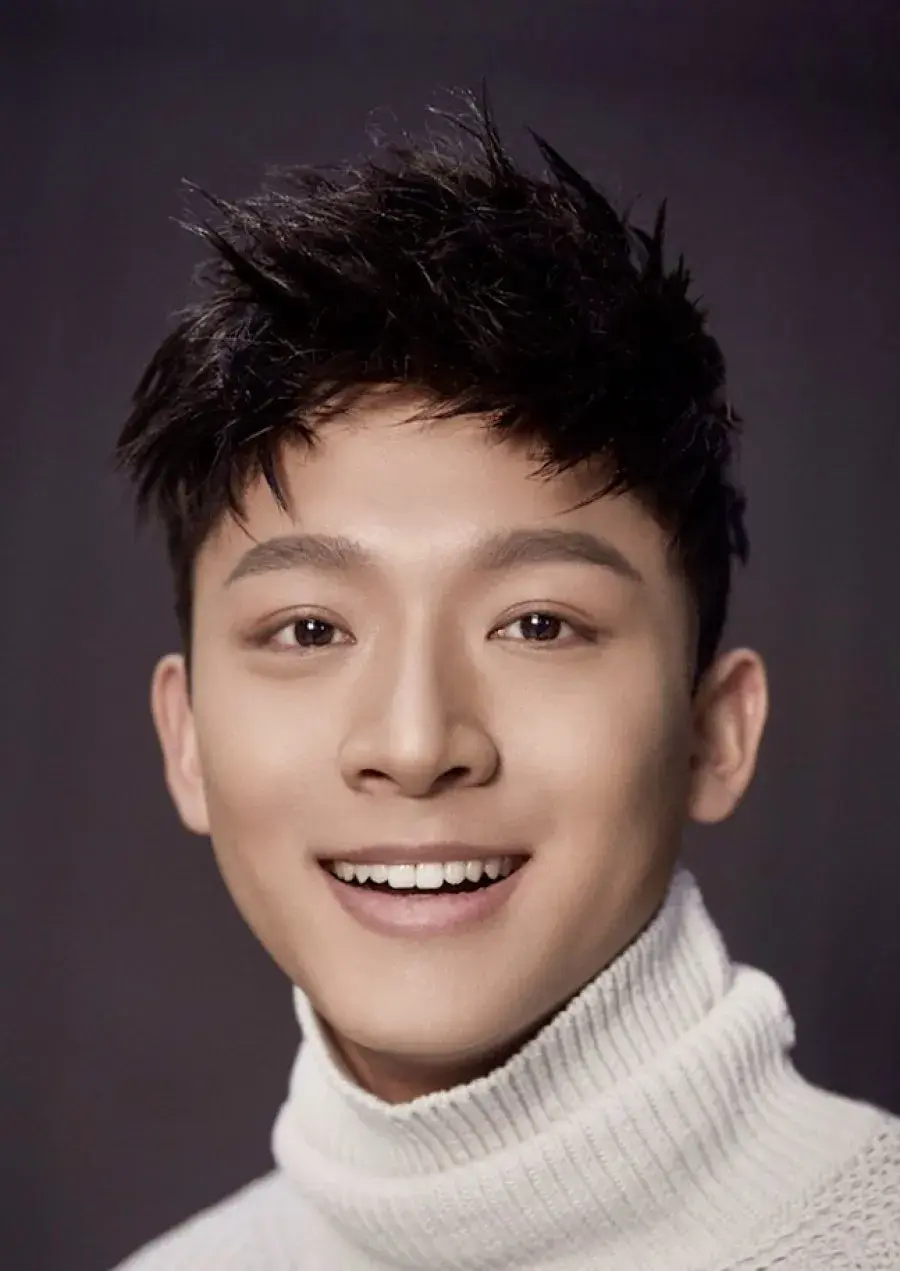 بیوگرافی Zhang Wan Yi