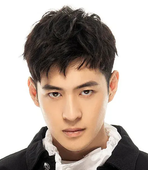 بیوگرافی Zhang Yi Cong