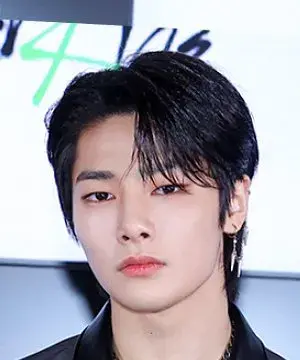 بیوگرافی Yang Jeong In