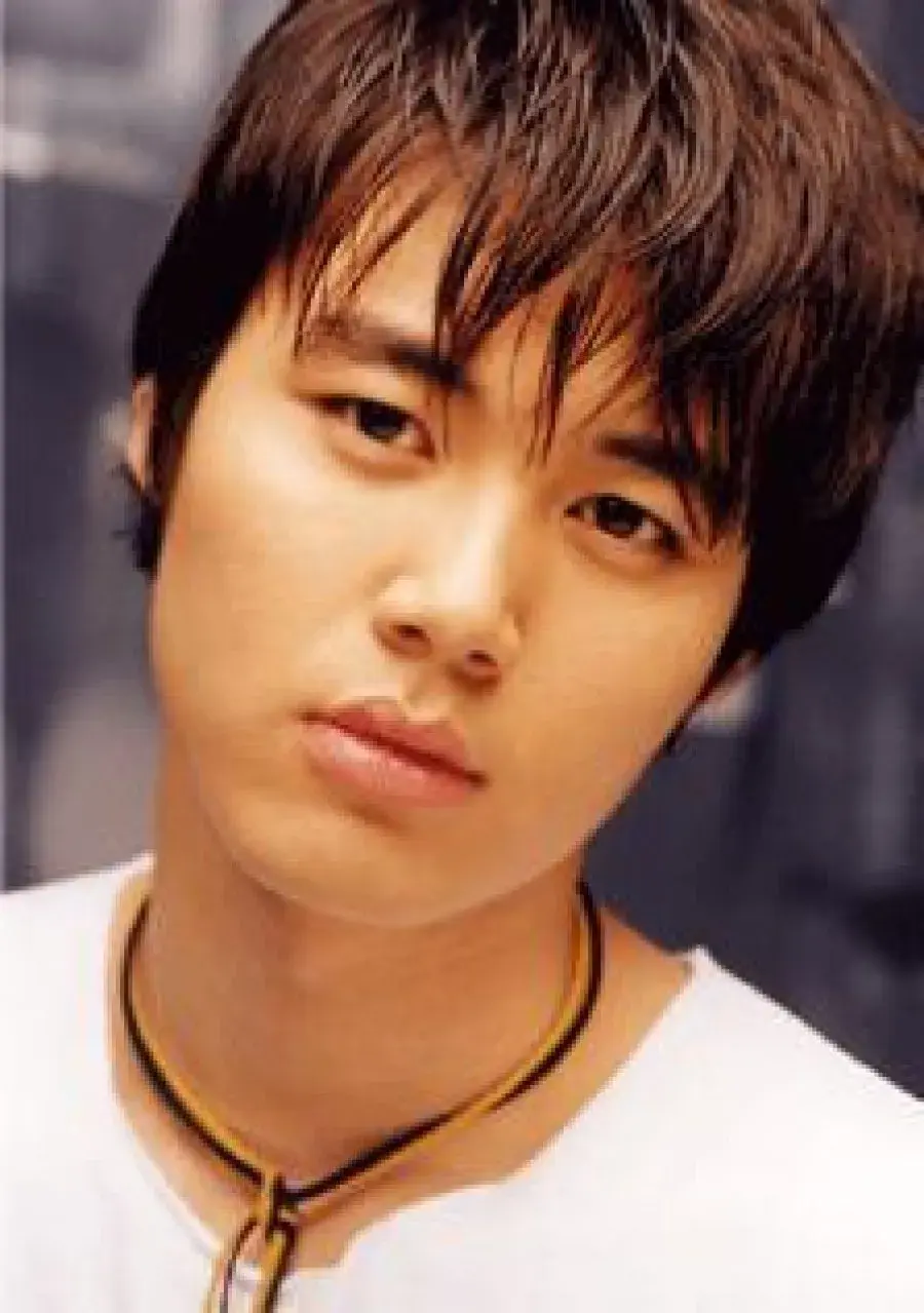 بیوگرافی Baek Seung Woo