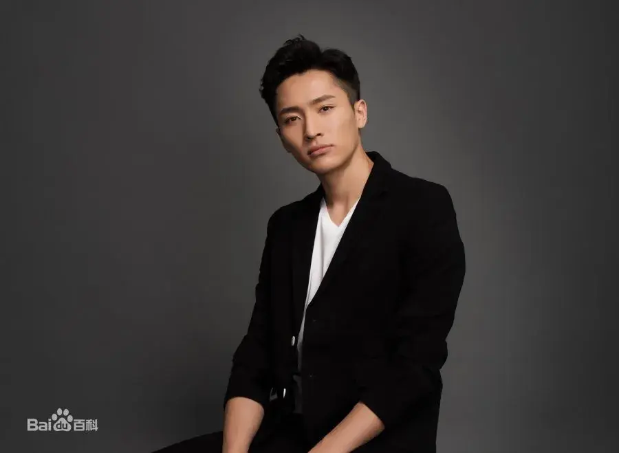 بیوگرافی Wang Kuang