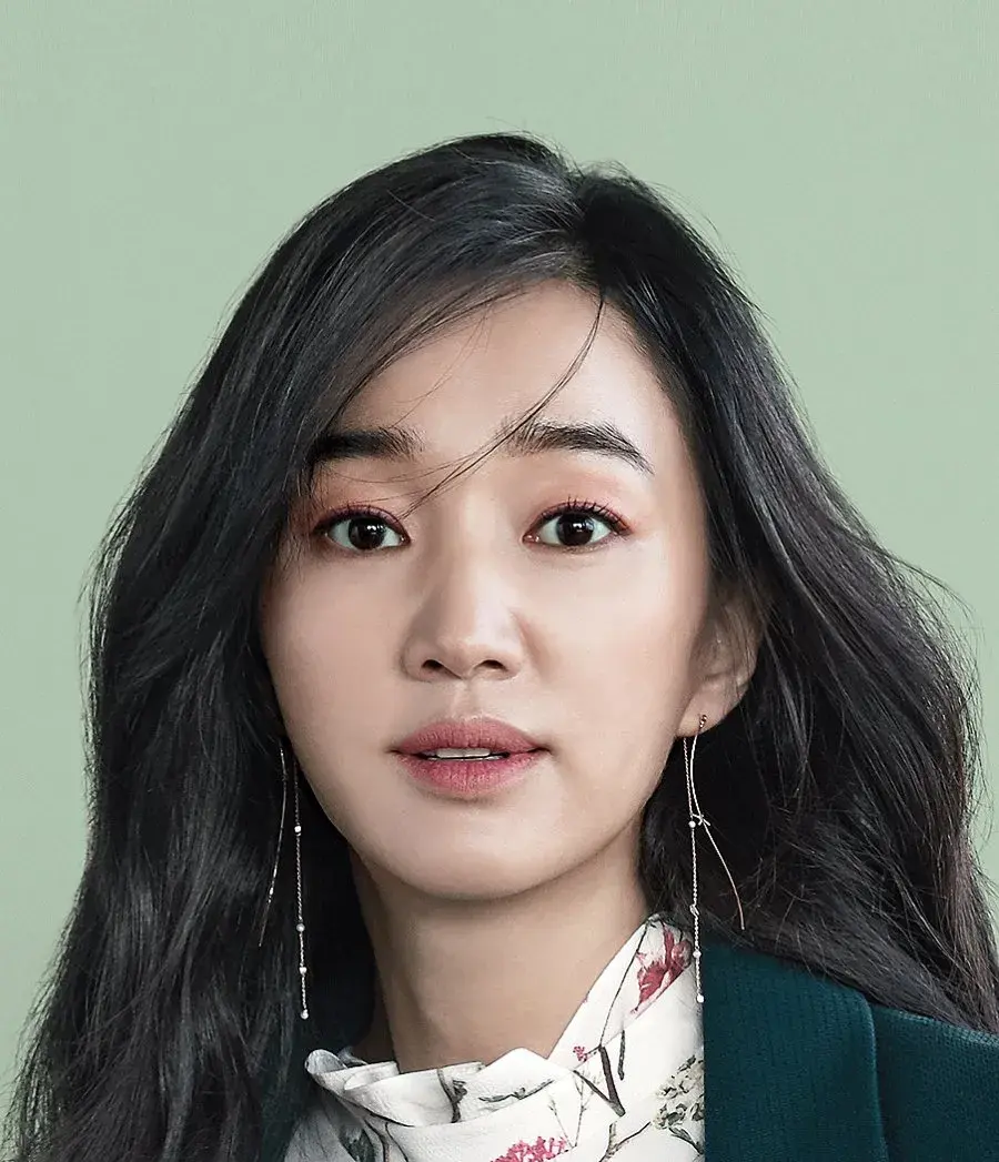 بیوگرافی Park Soo Ae