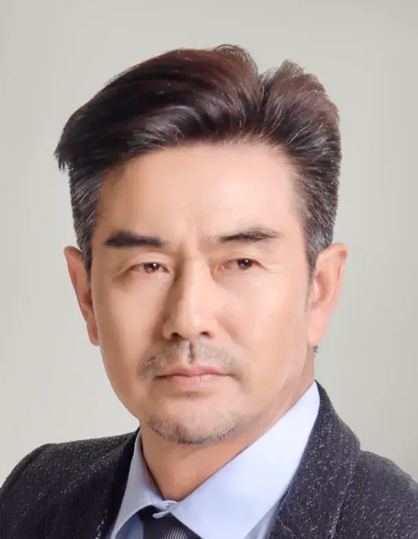 بیوگرافی Bai Fan