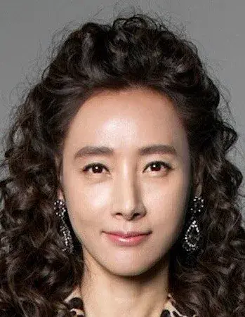 بیوگرافی Do Ji Won