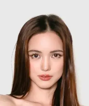 بیوگرافی Ongumpai Wansiri