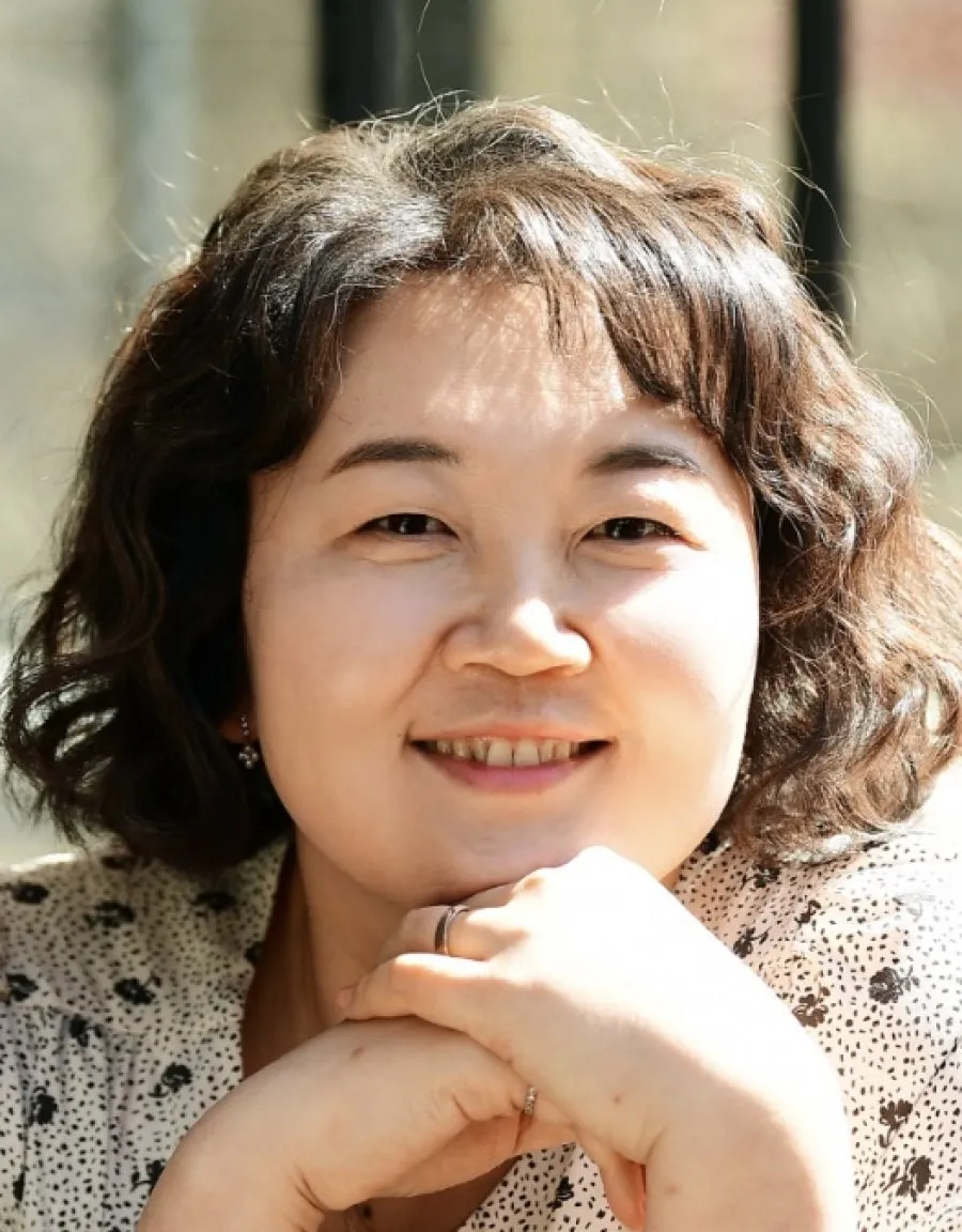 Lee Seon Hee