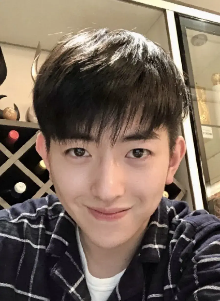 بیوگرافی He Xing Yu