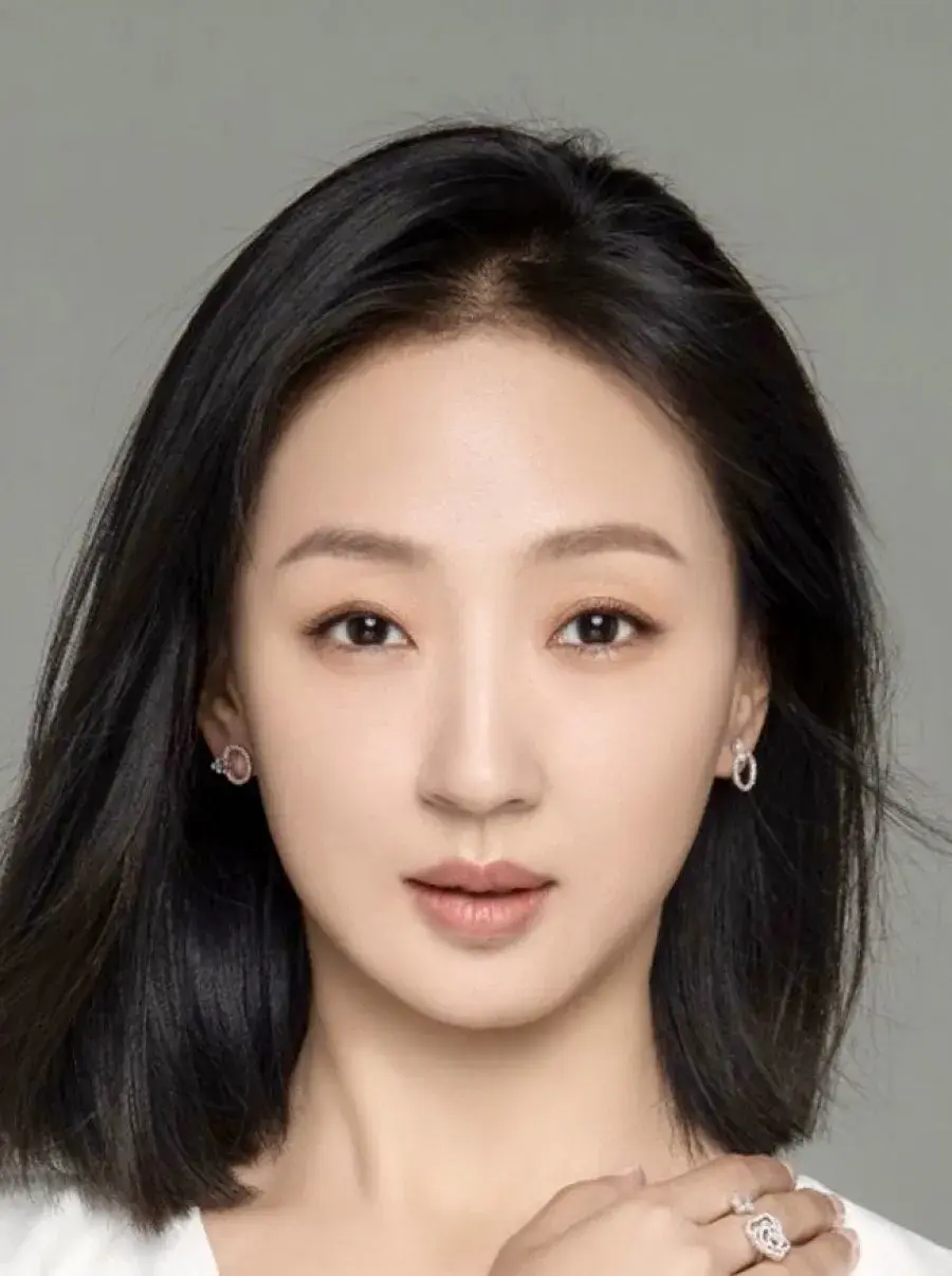 بیوگرافی Min Chun Xiao