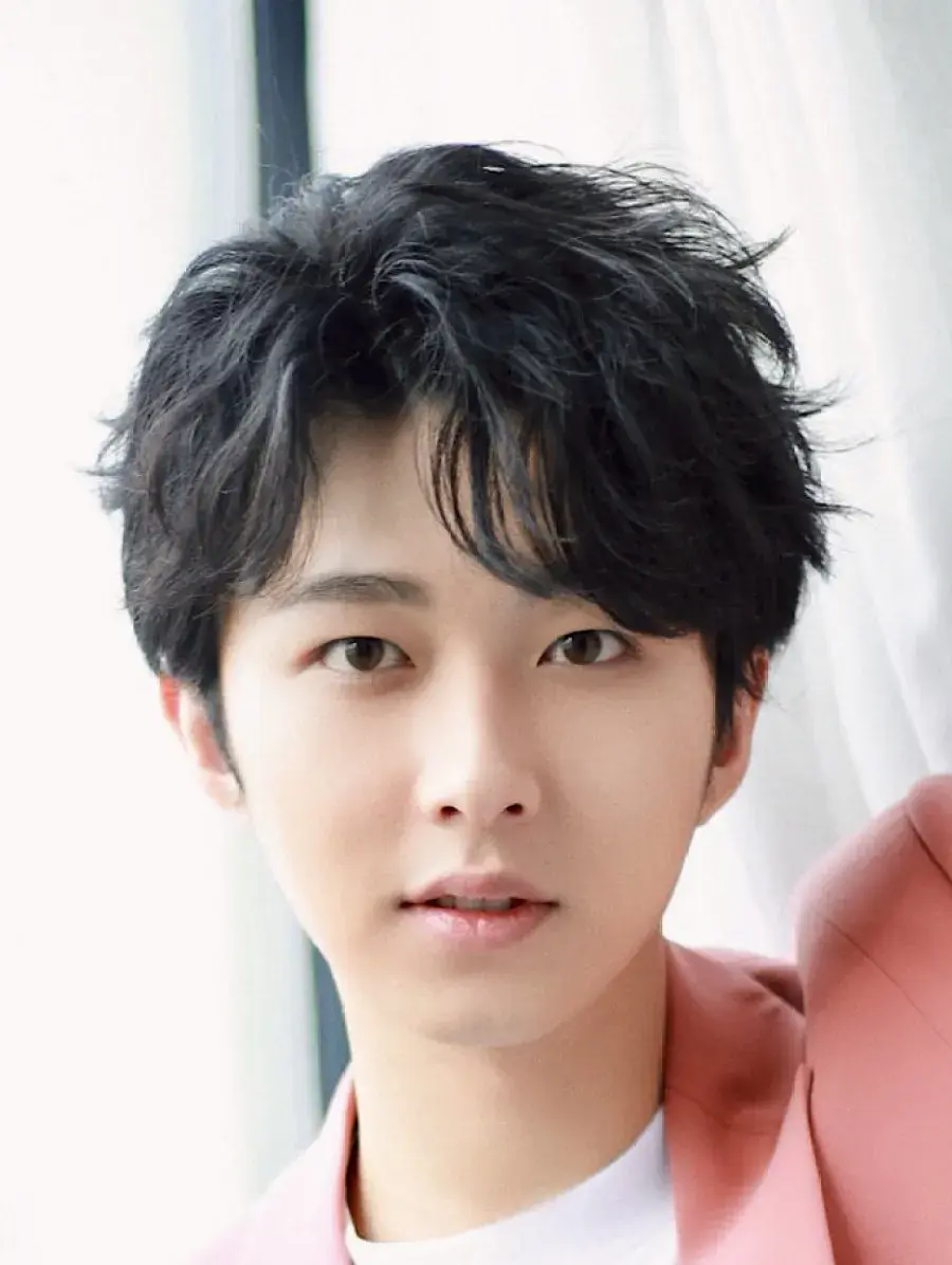 بیوگرافی Li Ge Yang