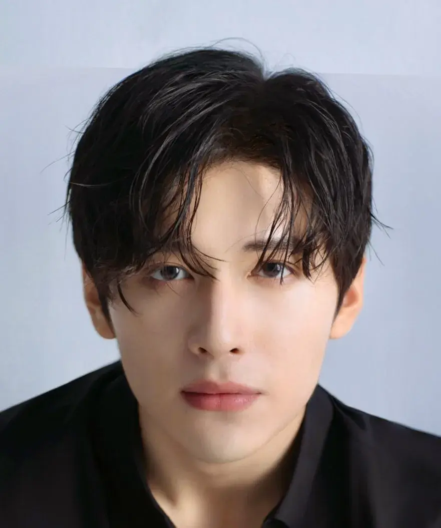 بیوگرافی Wang Zi Hao
