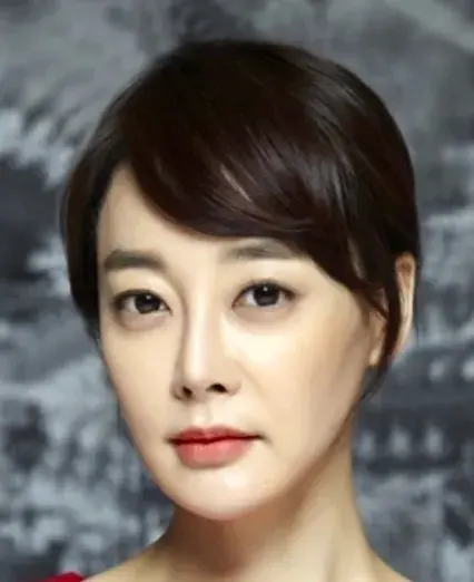 بیوگرافی Kim Hye Eun