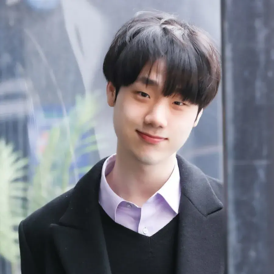 بیوگرافی Lee Bong Joon