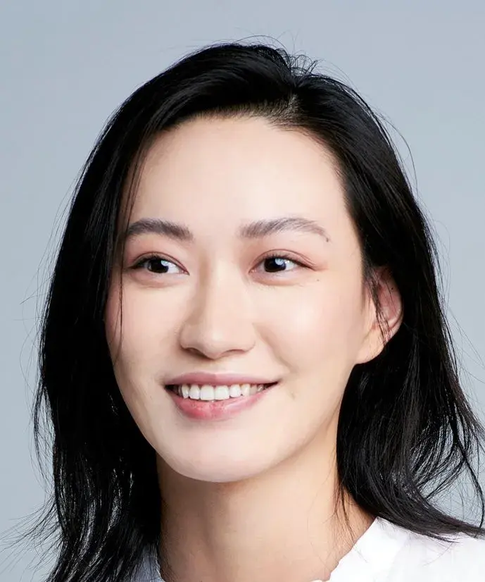 بیوگرافی Zhu Wei Ling